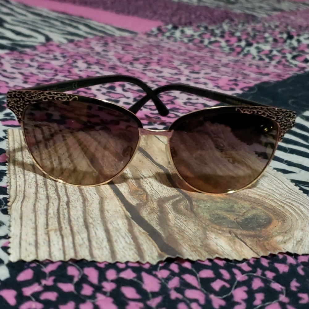 Sun glasses